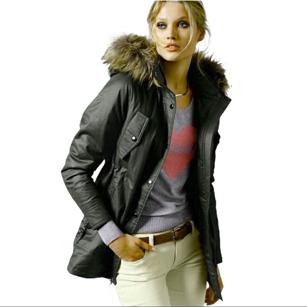 𝅺victoria’s Secret Waxed Cotton Parka Size M